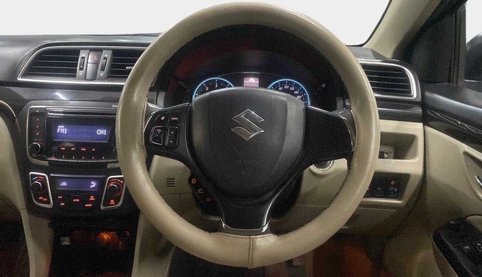 2017 Maruti Ciaz ZDI SHVS, Diesel, Manual, 1,22,023 km, Steering Wheel Close Up