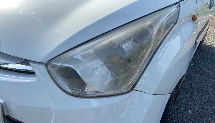 2014 Hyundai Eon ERA +, Petrol, Manual, 63,331 km, Left headlight - Faded