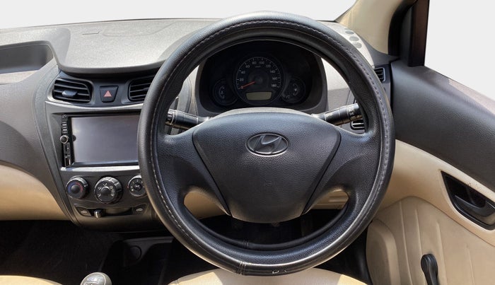 2016 Hyundai Eon D-LITE+, Petrol, Manual, 9,901 km, Steering Wheel Close Up