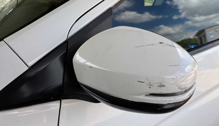 2014 Honda City 1.5L I-VTEC V MT, Petrol, Manual, 64,787 km, Left rear-view mirror - Folding motor not working
