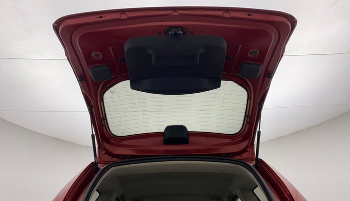 2015 Nissan Terrano XV D THP 110 PS, Diesel, Manual, 97,150 km, Boot Door Open