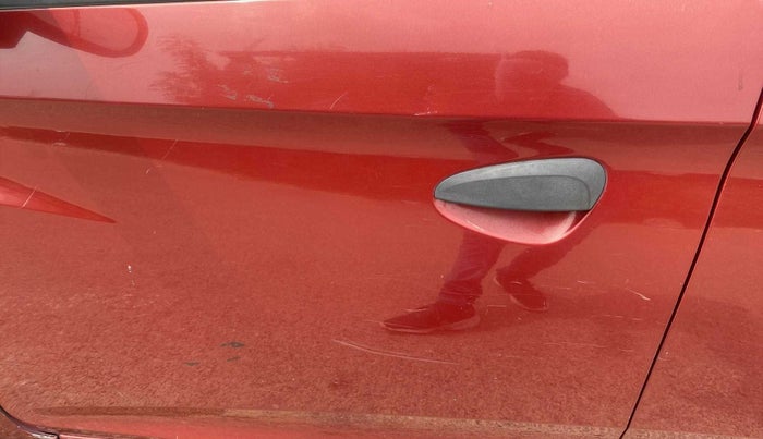 2014 Hyundai Eon MAGNA +, Petrol, Manual, 74,729 km, Front passenger door - Slightly dented