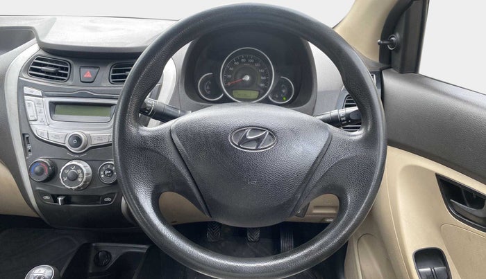 2014 Hyundai Eon MAGNA +, Petrol, Manual, 74,729 km, Steering Wheel Close Up