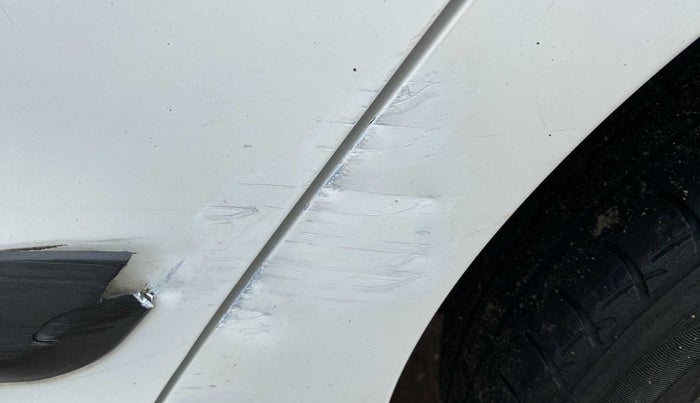 2018 Hyundai Elite i20 ASTA 1.2  CVT, Petrol, Automatic, 62,711 km, Left quarter panel - Slightly dented