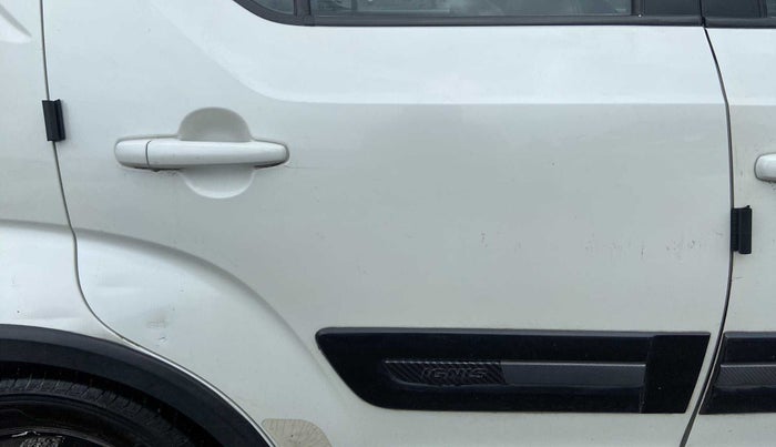 2018 Maruti IGNIS ZETA 1.2 AMT, Petrol, Automatic, 74,213 km, Right rear door - Minor scratches