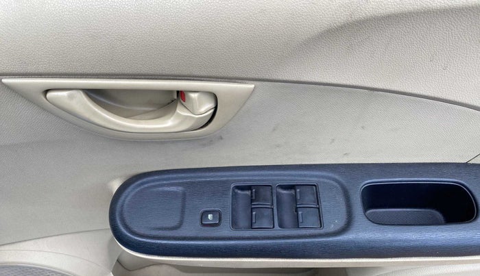2014 Honda Amaze 1.2L I-VTEC EX, Petrol, Manual, 55,841 km, Driver Side Door Panels Control