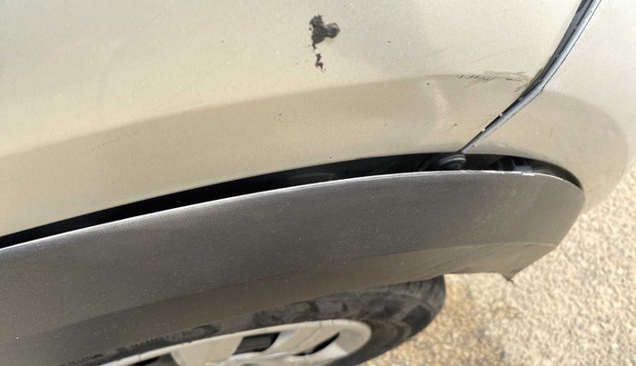2017 Renault Kwid RXT 0.8, Petrol, Manual, 66,109 km, Right fender - Cladding has minor damage