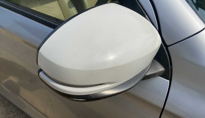 2018 Honda Amaze 1.2L I-VTEC S, Petrol, Manual, 58,159 km, Right rear-view mirror - Minor scratches