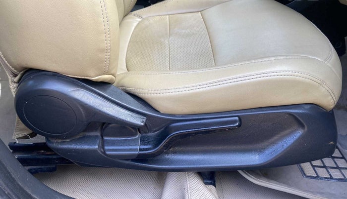 2018 Honda Amaze 1.2L I-VTEC S, Petrol, Manual, 58,159 km, Driver Side Adjustment Panel