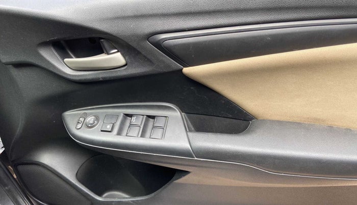 2016 Honda Jazz 1.2L I-VTEC SV, Petrol, Manual, 37,353 km, Driver Side Door Panels Control