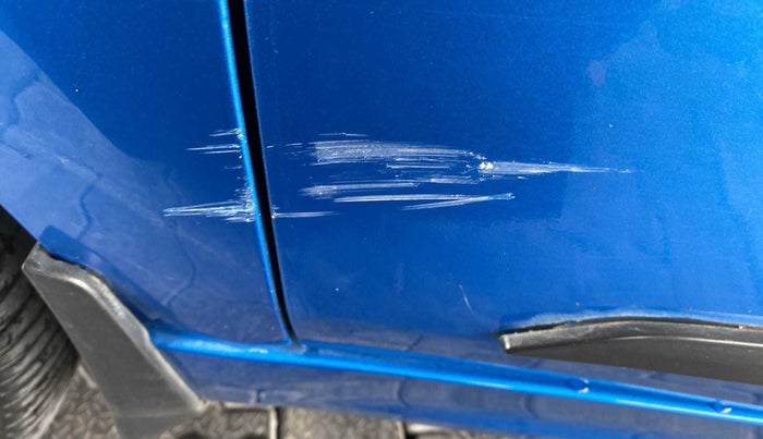 2019 Tata Tiago XZ PLUS DUAL TONE PETROL, Petrol, Manual, 65,661 km, Front passenger door - Minor scratches