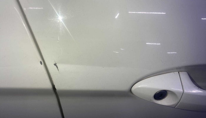 2018 Ford Ecosport TREND 1.5L DIESEL, Diesel, Manual, 1,09,852 km, Driver-side door - Slightly dented