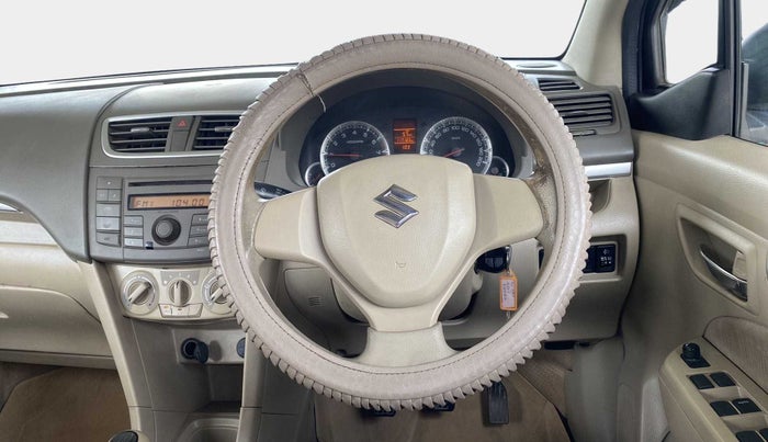 2014 Maruti Ertiga VXI, Petrol, Manual, 1,17,166 km, Steering Wheel Close Up