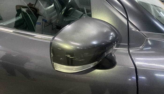2016 Maruti Baleno ZETA PETROL 1.2, Petrol, Manual, 64,668 km, Right rear-view mirror - Minor scratches