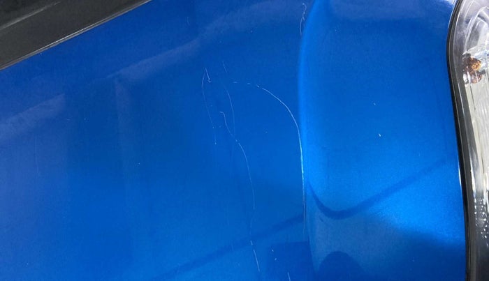 2018 Tata NEXON XM PETROL, CNG, Manual, 90,910 km, Bonnet (hood) - Minor scratches