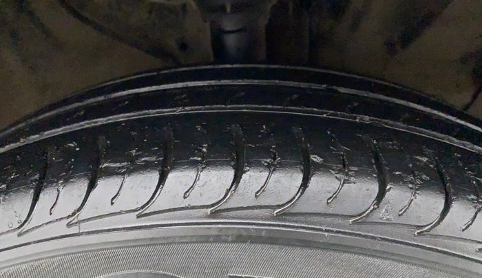 2018 Hyundai Creta E PLUS 1.6 PETROL, Petrol, Manual, 39,084 km, Right Front Tyre Tread