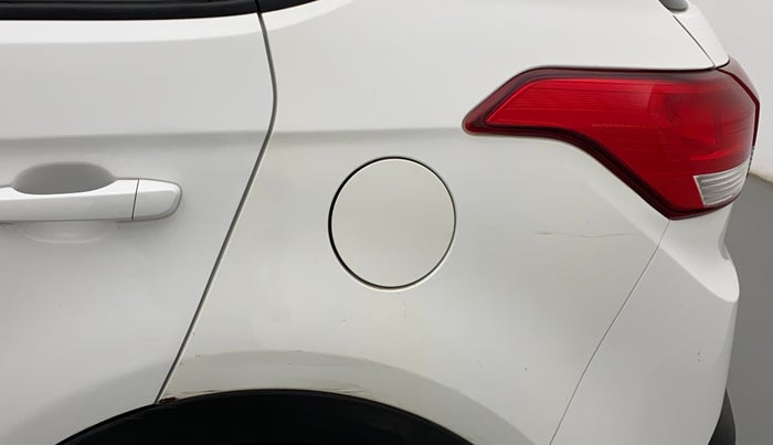 2018 Hyundai Creta E PLUS 1.6 PETROL, Petrol, Manual, 39,084 km, Left quarter panel - Slightly dented