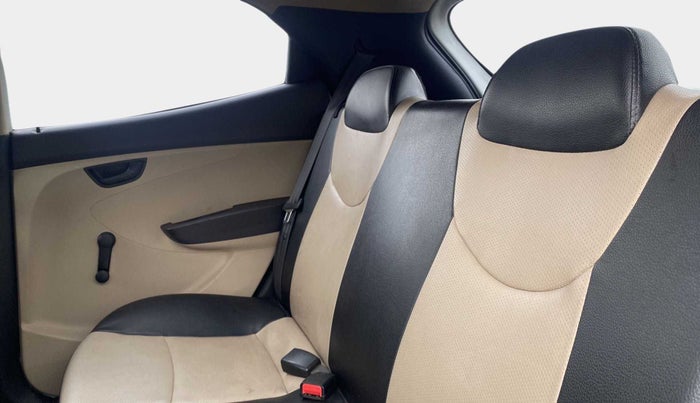 2015 Hyundai Eon ERA +, Petrol, Manual, 54,864 km, Right Side Rear Door Cabin