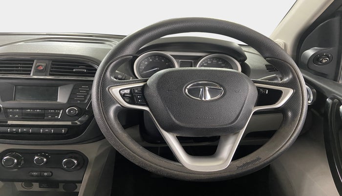 2016 Tata Tiago XZ PETROL, Petrol, Manual, 30,142 km, Steering Wheel Close Up