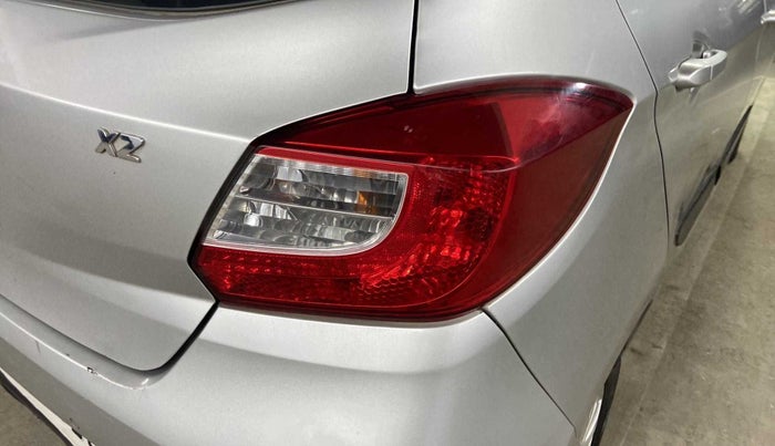 2016 Tata Tiago XZ PETROL, Petrol, Manual, 30,142 km, Right tail light - Minor damage