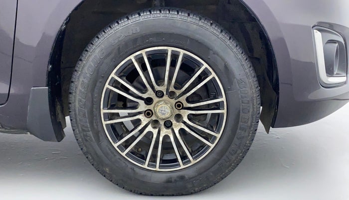 2015 Maruti Swift VXI, Petrol, Manual, 48,681 km, Right Front Wheel