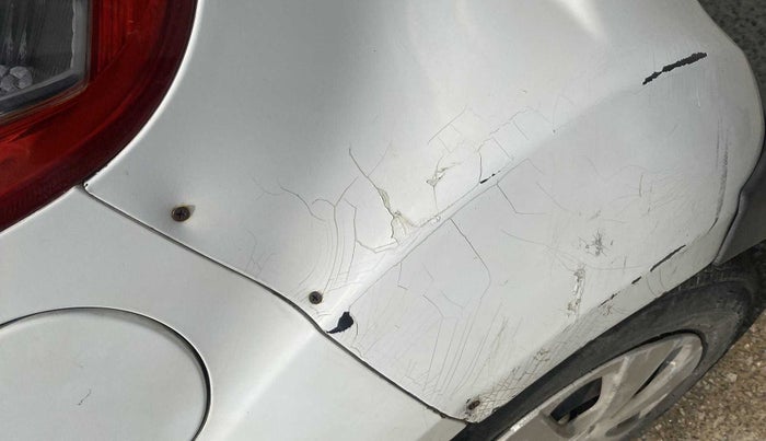2010 Maruti Ritz VXI, Petrol, Manual, 86,168 km, Rear bumper - Minor scratches