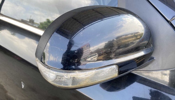 2018 Mahindra XUV500 W5, Diesel, Manual, 45,329 km, Right rear-view mirror - Indicator light not working