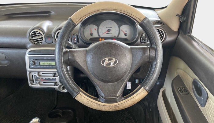 2013 Hyundai Santro Xing GLS (CNG), CNG, Manual, 78,849 km, Steering Wheel Close Up