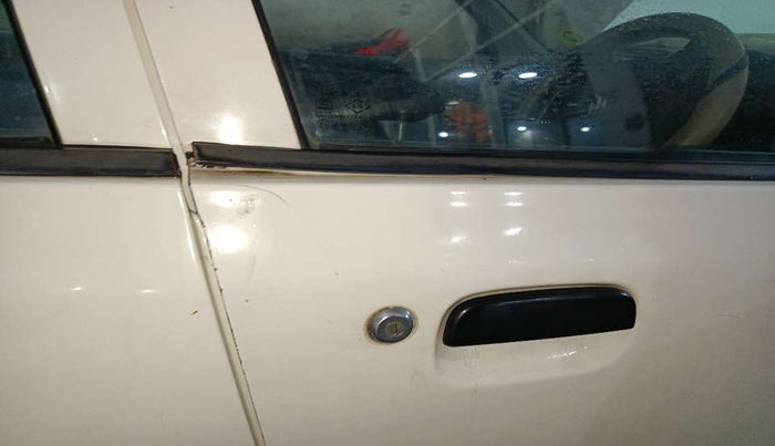2010 Maruti Alto K10 LXI, Petrol, Manual, 96,193 km, Driver-side door - Weather strip has minor damage