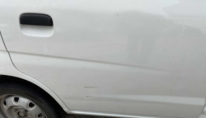 2010 Maruti Alto K10 LXI, Petrol, Manual, 96,193 km, Right rear door - Minor scratches