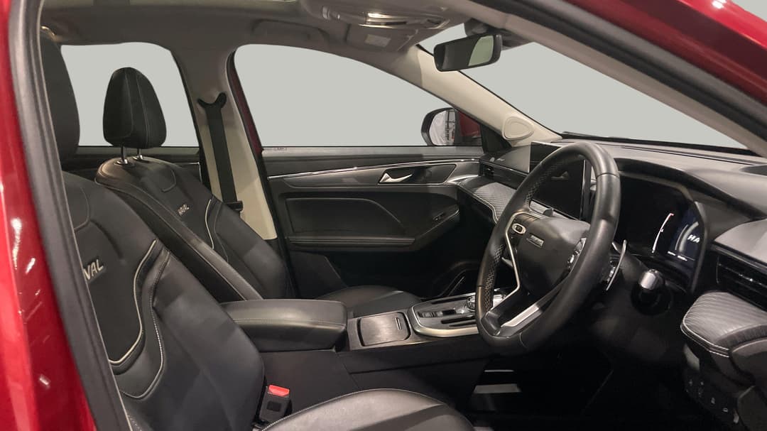 2022 GWM Haval Jolion Vanta, Automatic, 50435 km, Right Side Front Door Cabin View