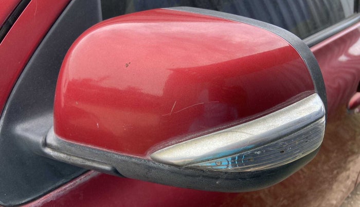 2013 Renault Pulse RXZ DIESEL, Diesel, Manual, 1,10,106 km, Left rear-view mirror - Indicator light not working