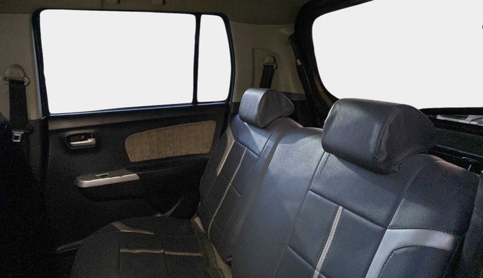 2016 Maruti Wagon R 1.0 VXI, Petrol, Manual, 68,173 km, Right Side Rear Door Cabin
