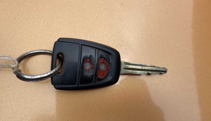 2017 Hyundai Grand i10 MAGNA 1.2 KAPPA VTVT, Petrol, Manual, 26,226 km, Key Close Up
