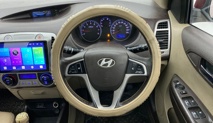 2011 Hyundai i20 SPORTZ 1.2, Petrol, Manual, 90,279 km, Steering Wheel Close Up