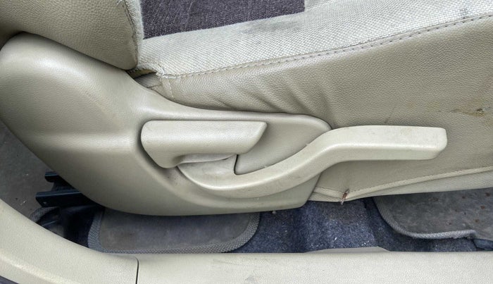 2014 Honda Brio S MT, CNG, Manual, 77,651 km, Driver Side Adjustment Panel