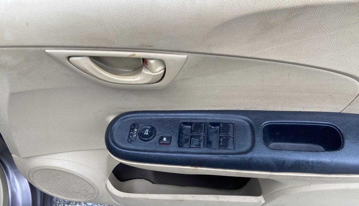 2014 Honda Brio S MT, CNG, Manual, 77,651 km, Driver Side Door Panels Control