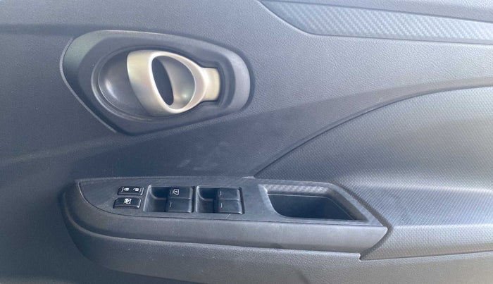 2019 Datsun Go T(O), Petrol, Manual, 18,105 km, Driver Side Door Panels Control