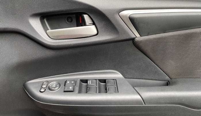 2017 Honda WR-V 1.5L I-DTEC VX MT, Diesel, Manual, 41,203 km, Driver Side Door Panels Control