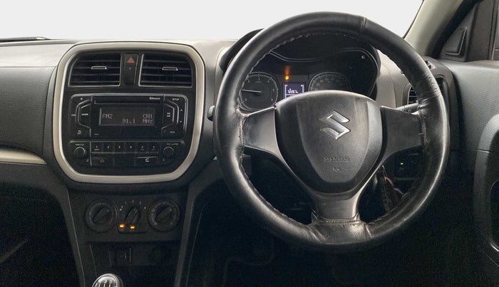 2016 Maruti Vitara Brezza VDI, Diesel, Manual, 88,623 km, Steering Wheel Close Up