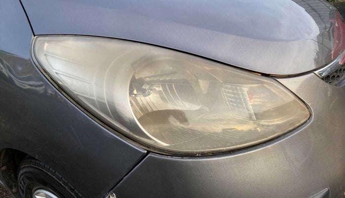2010 Hyundai i10 SPORTZ 1.2, Petrol, Manual, 1,20,764 km, Right headlight - Faded