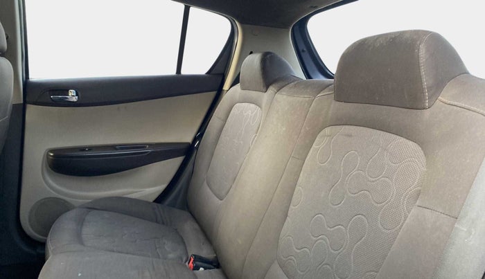 2012 Hyundai i20 MAGNA (O) 1.4 CRDI, Diesel, Manual, 2 km, Right Side Rear Door Cabin
