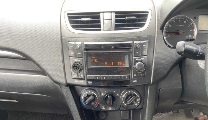 2014 Maruti Swift VXI, Petrol, Manual, 51,659 km, Infotainment System