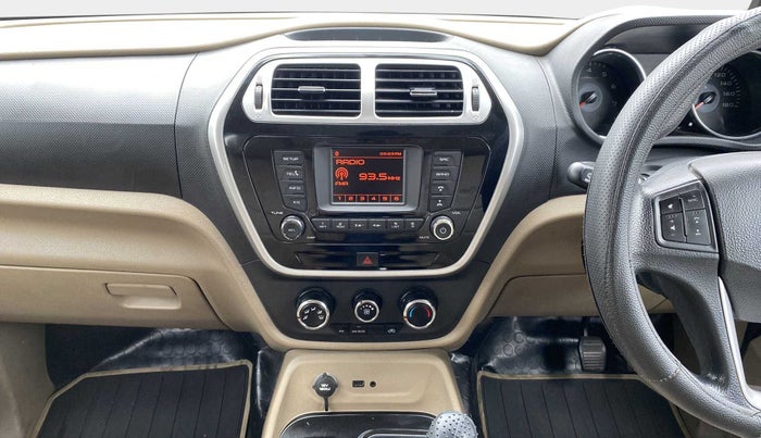 2015 Mahindra TUV300 T8 AMT, Diesel, Automatic, 37,609 km, Air Conditioner