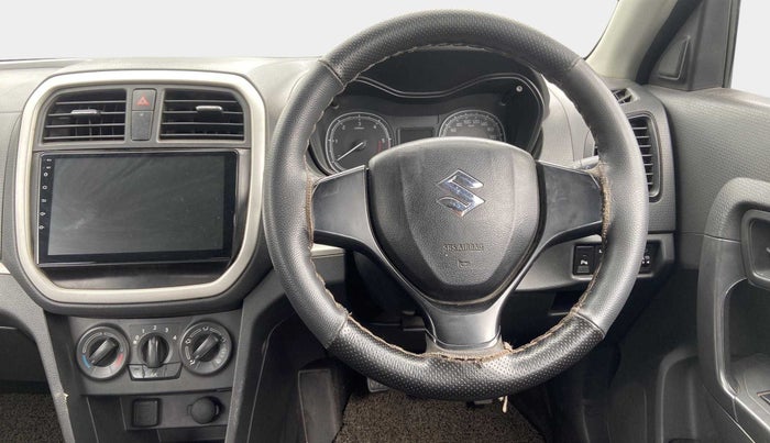 2016 Maruti Vitara Brezza VDI (O), Diesel, Manual, 72,520 km, Steering Wheel Close Up