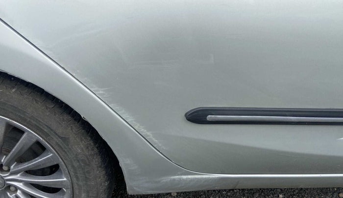 2017 Maruti Ciaz ZDI+ SHVS, Diesel, Manual, 72,408 km, Right rear door - Minor scratches