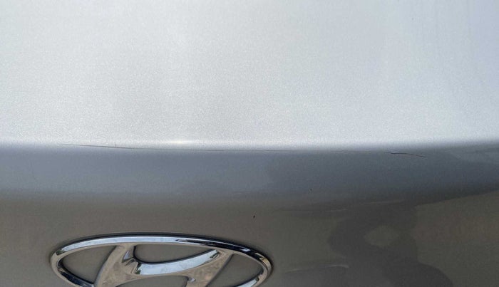 2018 Hyundai Verna 1.6 VTVT SX, Petrol, Manual, 45,316 km, Dicky (Boot door) - Minor scratches