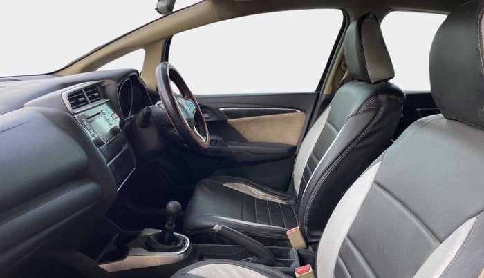 2016 Honda Jazz 1.5L I-DTEC V, Diesel, Manual, 1,12,423 km, Right Side Front Door Cabin