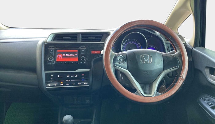 2016 Honda Jazz 1.5L I-DTEC V, Diesel, Manual, 1,12,423 km, Steering Wheel Close Up