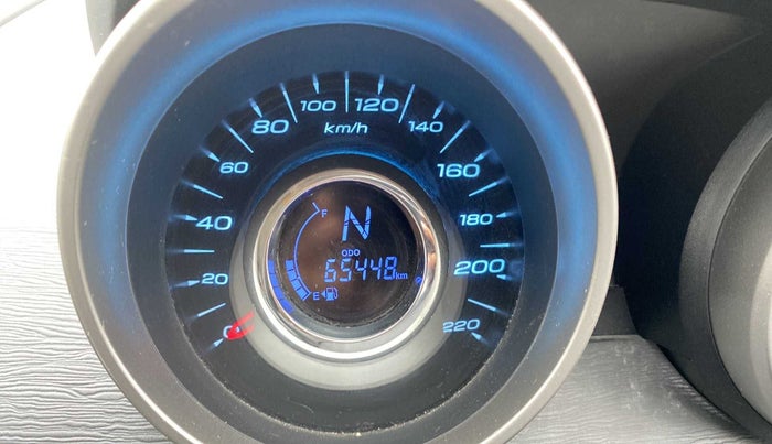 2018 Mahindra XUV500 W7, Diesel, Manual, 65,433 km, Odometer Image